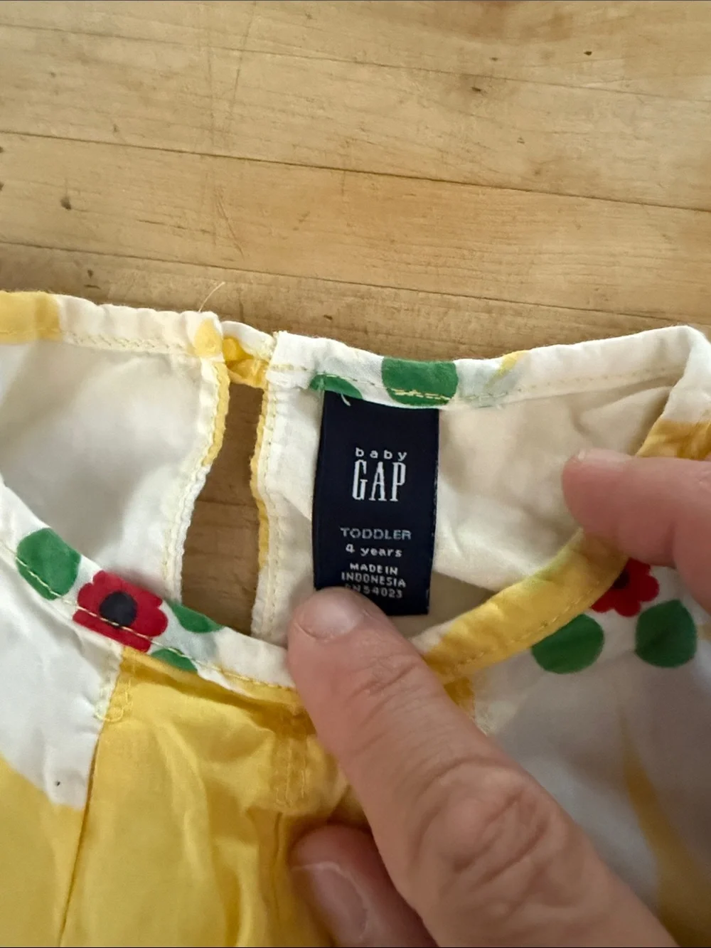 Baby Gap top size 4